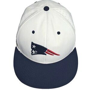 The Game Pro Baseball Hat New England Patriots Fitted 7 1/8 Insulated Cap White
